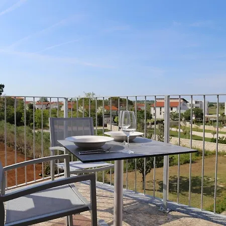 Mk Nin 3 Apartment